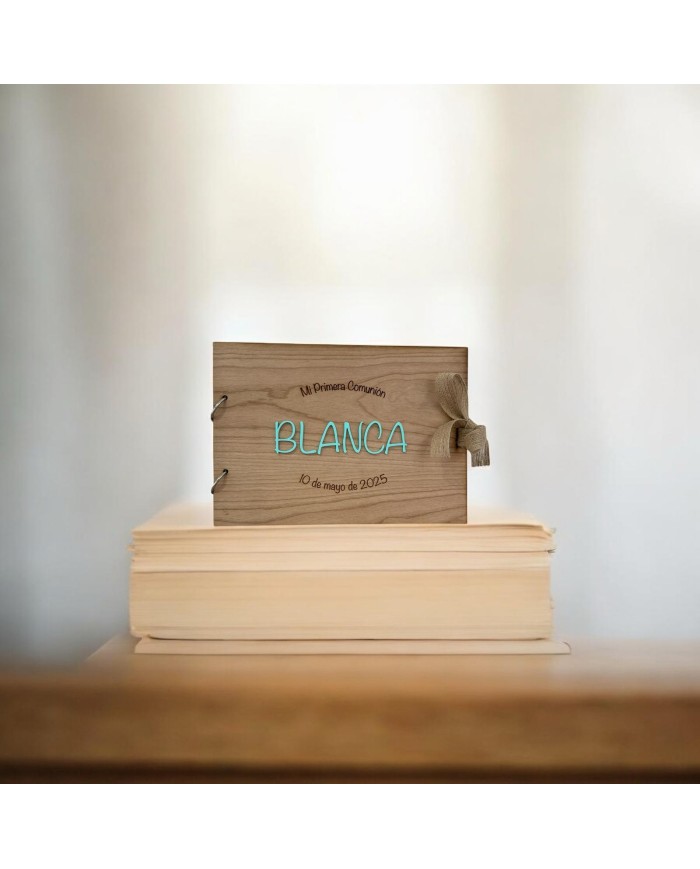 ALBUM COMUNION CON NOMBRE EN METACRILATO COLOR