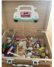 Percha con Perlas en color blanco, y nombre en metacrilato