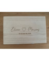 CAJA MALETIN BODA JUST MARRIED CON 2 NOMBRES Y FECHA